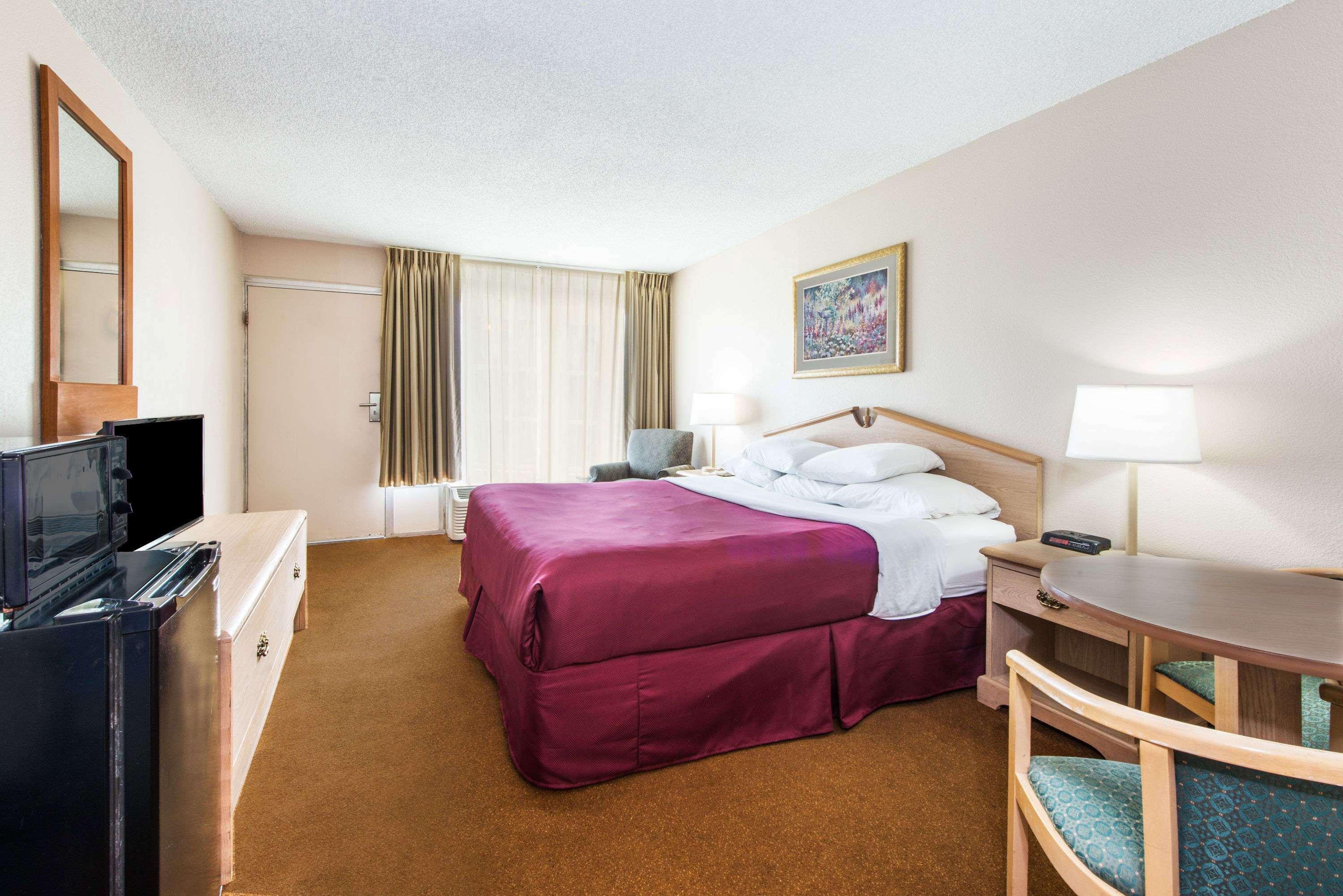 Days Inn By Wyndham Elizabethtown Luaran gambar